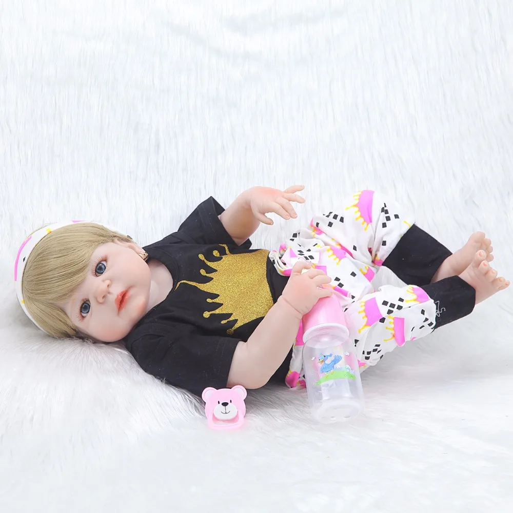 NEW 22" Fashion Girl Toddlers Dolls Realistic Reborn Baby Full Soft Silicone Body Vinyl Magnetic Mouth Bonecas Girl bebeToys
NEW 22" Fashion Girl Toddlers Dolls Realistic Reborn Baby Full Soft Silicone Body Vinyl Magnetic Mouth Bonecas Girl bebeToys