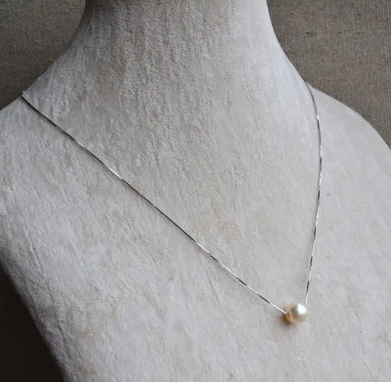 Perfect One Pearl Necklace,8mm White Color Round Pearl Jewelry.18inches Sterling Silver Chain Necklace
Perfect One Pearl Necklace,8mm White Color Round Pearl Jewelry.18inches Sterling Silver Chain Necklace