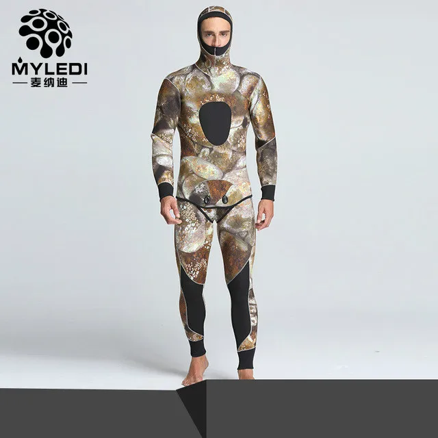 2018 Mens 5mm wetsuit camouflage two pieces of men's waterproof warm warm fishing suit camo surfers with chloroprene diving suit
2018 Mens 5mm wetsuit camouflage two pieces of men's waterproof warm warm fishing suit camo surfers with chloroprene diving suit