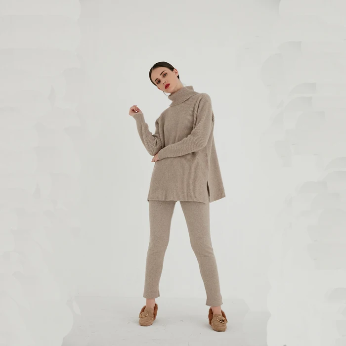 2020 Promotion Winter New Pure Cashmere Casual Knit Suit High Collar Loose Sweater Leg Pants Woman High-end Custom Two-piece
2020 Promotion Winter New Pure Cashmere Casual Knit Suit High Collar Loose Sweater Leg Pants Woman High-end Custom Two-piece