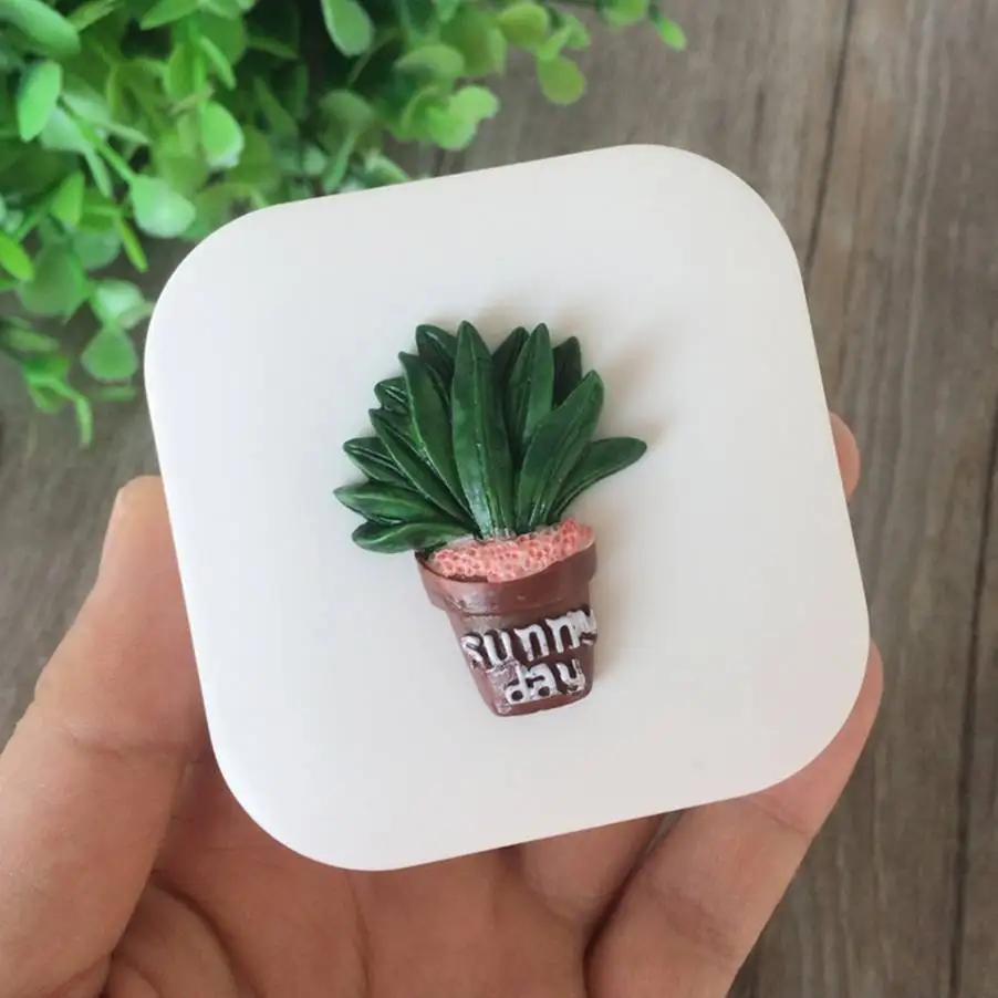 Cute cactus Contact Lens Cases Glasses Case Eyes Contact Lenses Box Care beauty storage box 6.8x6.8x2cm Black White Color
Cute cactus Contact Lens Cases Glasses Case Eyes Contact Lenses Box Care beauty storage box 6.8x6.8x2cm Black White Color