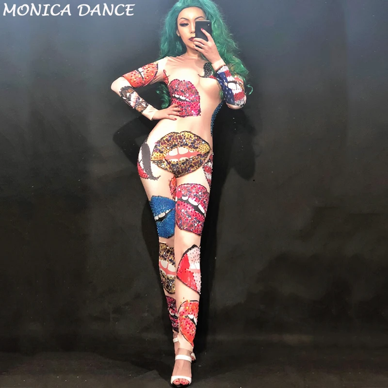 Angel Kiss Sparkling Crystals 3D Printing Women Sexy Stage Jumpsuit Nightclub Party Bodysuit Stage Wear Dancer Singer Costumes
Angel Kiss Sparkling Crystals 3D Printing Women Sexy Stage Jumpsuit Nightclub Party Bodysuit Stage Wear Dancer Singer Costumes
