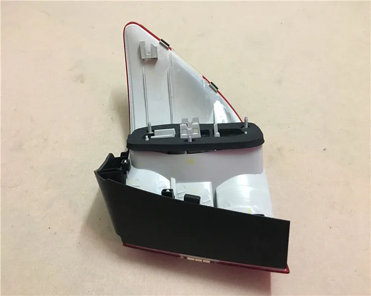 eOsuns rear light + brake light + turn signal rear bumper light reflector for Mercedes-Benz B class W169 W245 B160 B180 B200
eOsuns rear light + brake light + turn signal rear bumper light reflector for Mercedes-Benz B class W169 W245 B160 B180 B200
