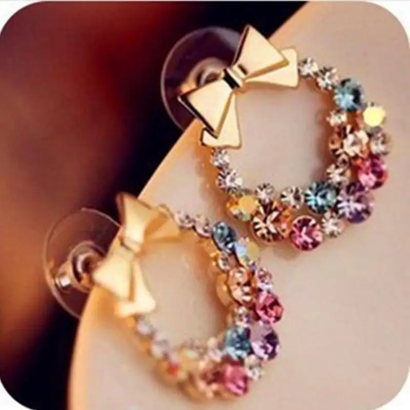 2020 New Women's Fashion Imitation Crystal Colorful Rhinestone Bow Earrings Vintage Jewelry New Product Launch Gifts
2020 New Women's Fashion Imitation Crystal Colorful Rhinestone Bow Earrings Vintage Jewelry New Product Launch Gifts