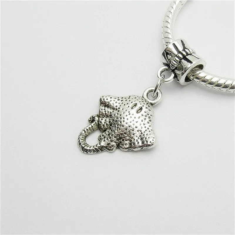 20pcs Fish Delicate Lovly Vintage Pendant Accessories For Women's Personalized Jewelry Making Pandora Style Charm Bracelet
20pcs Fish Delicate Lovly Vintage Pendant Accessories For Women's Personalized Jewelry Making Pandora Style Charm Bracelet