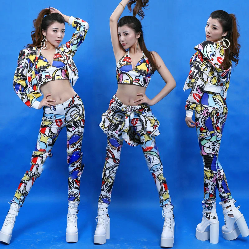 Jazz Dance Costumes Personality Doodle Jacket Tops Pants Women Hip Hop Clothing Nightclub Singer Dj Ds Pole Dancewear DT1063
Jazz Dance Costumes Personality Doodle Jacket Tops Pants Women Hip Hop Clothing Nightclub Singer Dj Ds Pole Dancewear DT1063