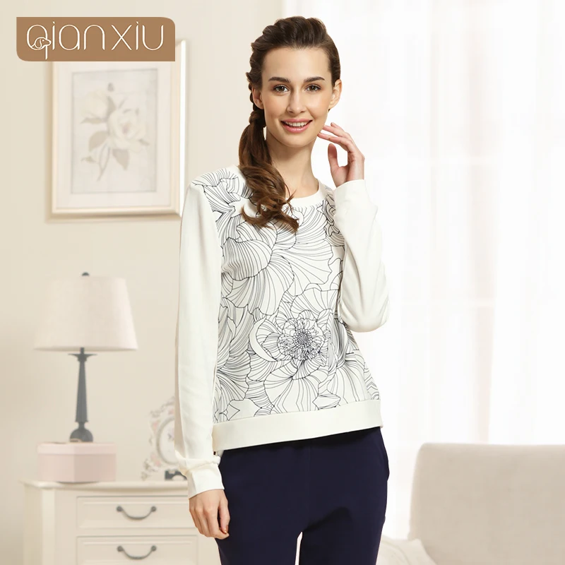 Winter Pajamas Sets For Women Round Neck Nightwear Modern Long Sleeve Print Sleepwear Lounge Wear Casual wear sleeping Drees
Winter Pajamas Sets For Women Round Neck Nightwear Modern Long Sleeve Print Sleepwear Lounge Wear Casual wear sleeping Drees