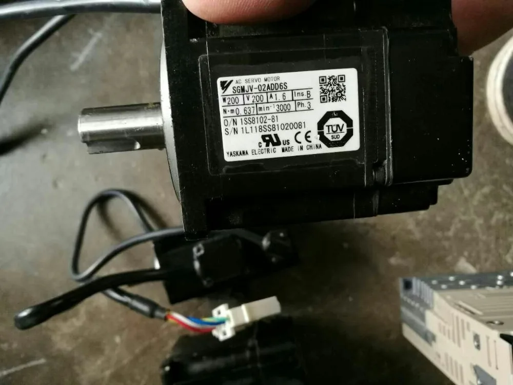 Servo drive SGMJV-02AAA61 , Used one , 90% appearance new , 3 months warranty , fastly shipping
Servo drive SGMJV-02AAA61 , Used one , 90% appearance new , 3 months warranty , fastly shipping