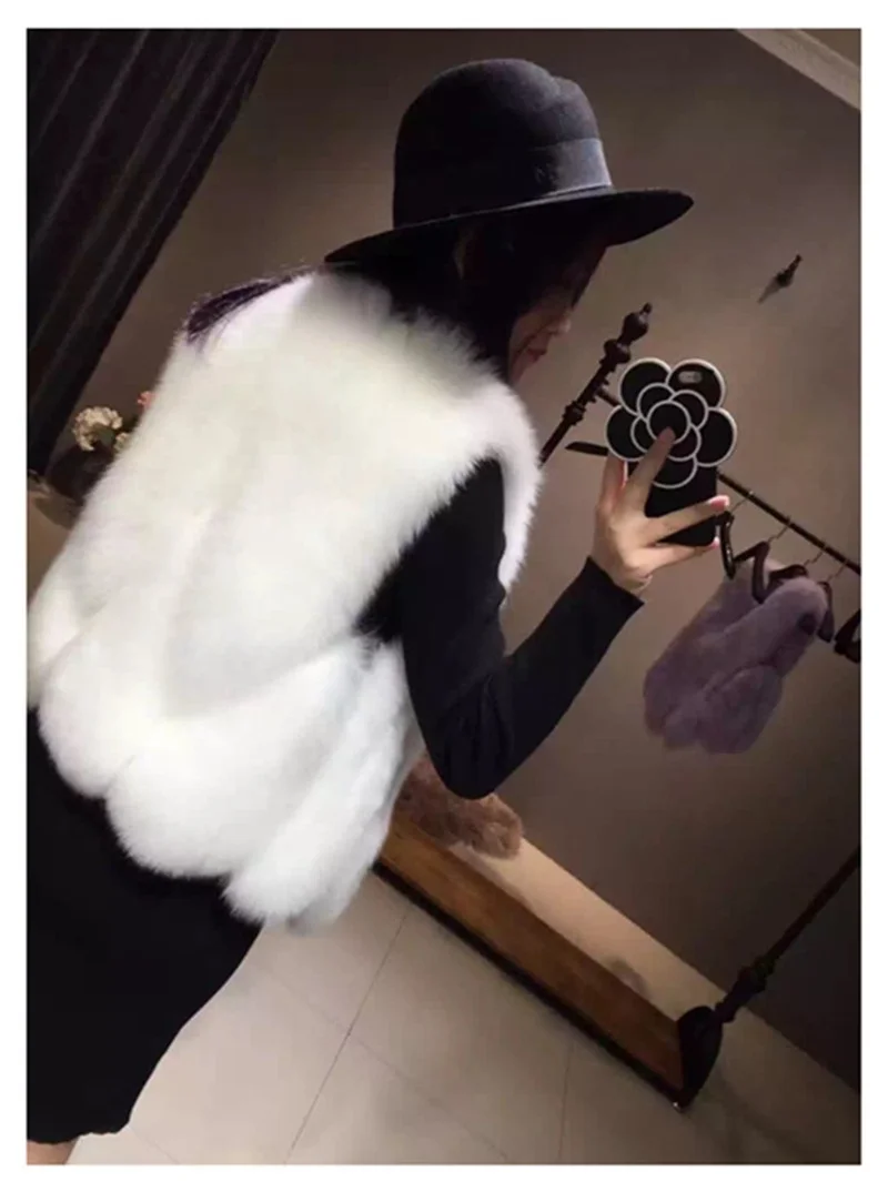 High Quality Fur Vest Coat Luxury Faux Fox Warm Women Coat Vests Winter Fashion Furs Women's Sweet Coats Jacket Gilet Veste 4XL
High Quality Fur Vest Coat Luxury Faux Fox Warm Women Coat Vests Winter Fashion Furs Women's Sweet Coats Jacket Gilet Veste 4XL