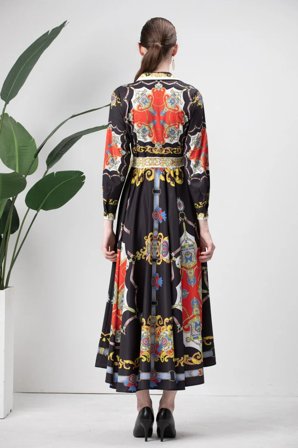 MIUXIMAO High Quality 2019 Summer&Spring Dress vintage Newest Floral Print Eleghant Casual Long Dress Women vestidos With Belt
MIUXIMAO High Quality 2019 Summer&Spring Dress vintage Newest Floral Print Eleghant Casual Long Dress Women vestidos With Belt