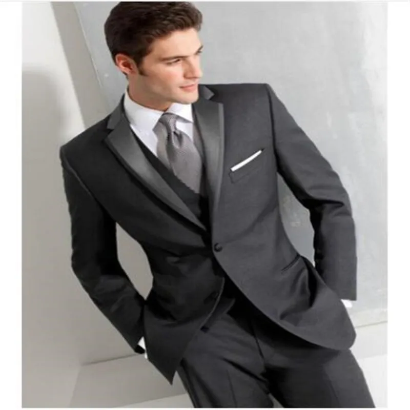 Custom made Size and Color Two Buttons Groom Tuxedos Gray Groomsman/Bridegroom Wedding Suit ( jacket+Pants+vest+tie)
Custom made Size and Color Two Buttons Groom Tuxedos Gray Groomsman/Bridegroom Wedding Suit ( jacket+Pants+vest+tie)