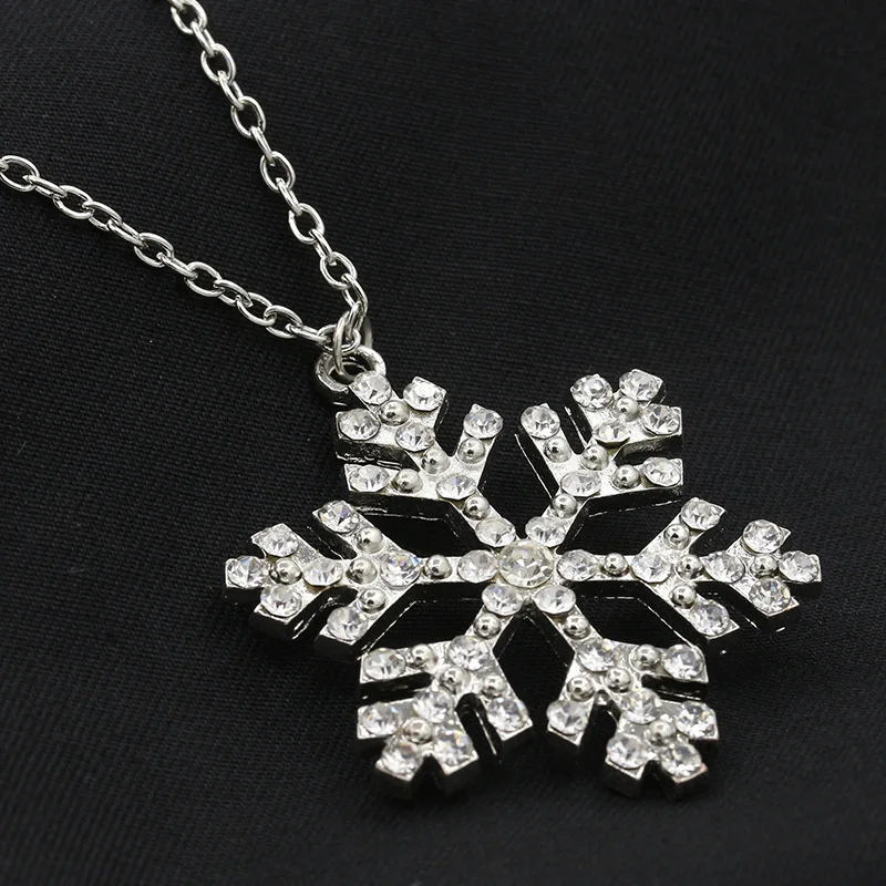 10 pieces/lot Crystal Snowflake Necklaces Rhinestone Pendant Women Silver Plated Charm Long Sweater Link Chain Choker Jewelry
10 pieces/lot Crystal Snowflake Necklaces Rhinestone Pendant Women Silver Plated Charm Long Sweater Link Chain Choker Jewelry