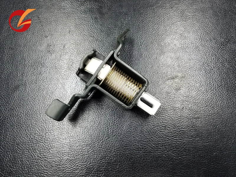 use for nissan navara D22 D21 tailgate lock back door latch 90503-2S482 90502-2S482
use for nissan navara D22 D21 tailgate lock back door latch 90503-2S482 90502-2S482