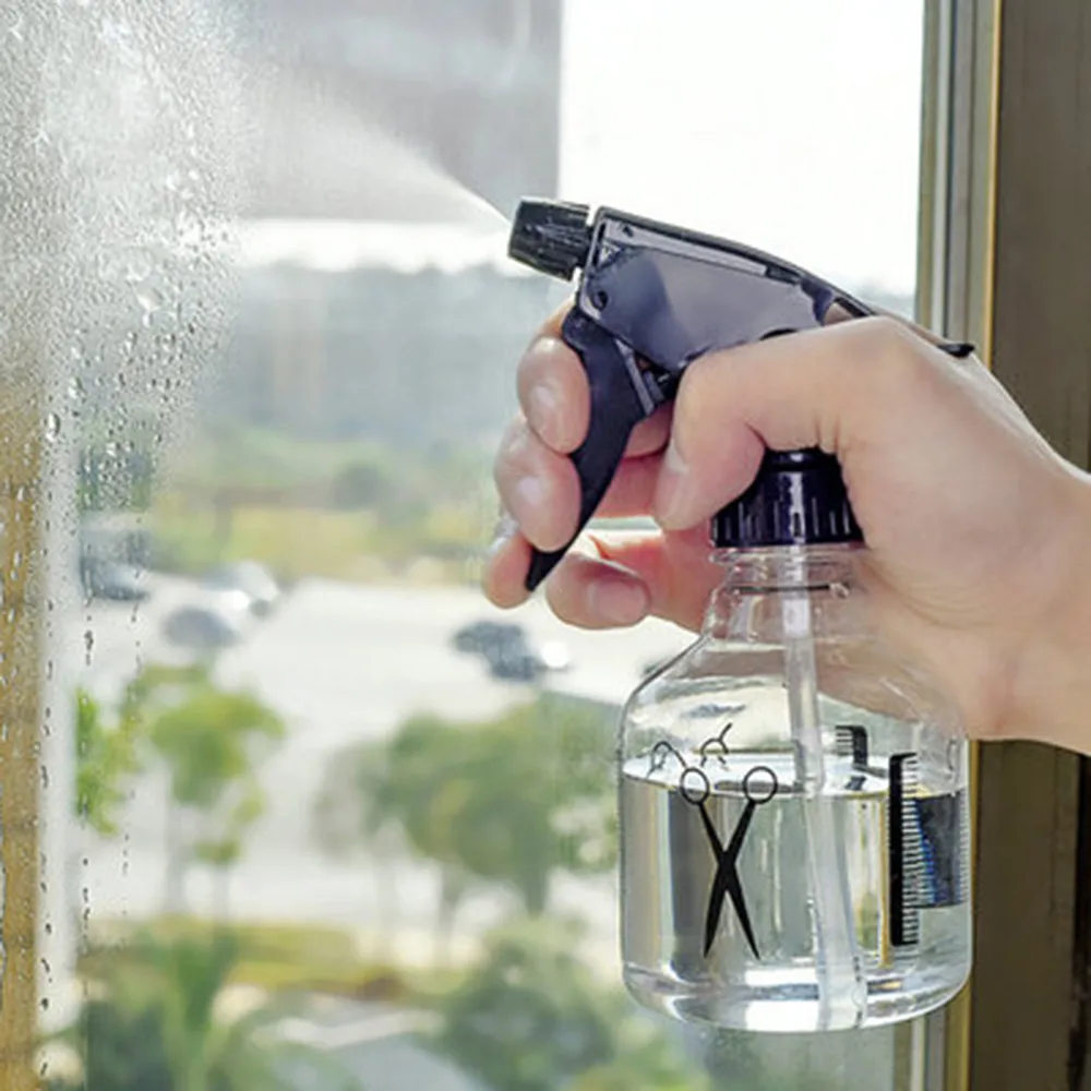 250ml New Plastic Spray Bottle Water Mist Sprayer Style Haircut Salon Barber Sprayer Hair Hairdressing Tool Dropshipping
250ml New Plastic Spray Bottle Water Mist Sprayer Style Haircut Salon Barber Sprayer Hair Hairdressing Tool Dropshipping