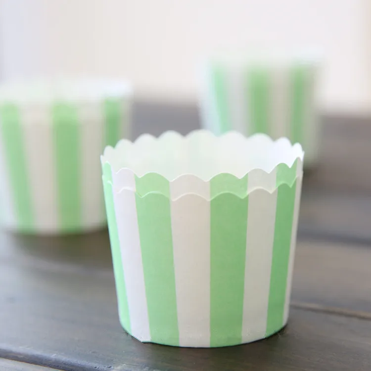 Free Shipping green stripe cupcake cases cups liners, wedding party birthday decorating baking muffin cake cups
Free Shipping green stripe cupcake cases cups liners, wedding party birthday decorating baking muffin cake cups