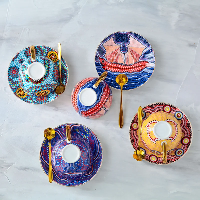 luxury Bone China coffee cups and Saucer and spoon Bohemian Flower teacup tea party home drink essential afternoon tea cup set
luxury Bone China coffee cups and Saucer and spoon Bohemian Flower teacup tea party home drink essential afternoon tea cup set