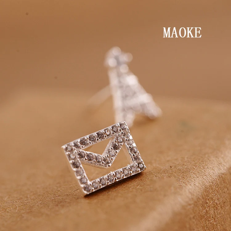 Promotions Asymmetric Zircon Envelope Tower Sweet 925 SV Ear Studs Fashion Jewelry for Women's Fashion Gifts
Promotions Asymmetric Zircon Envelope Tower Sweet 925 SV Ear Studs Fashion Jewelry for Women's Fashion Gifts