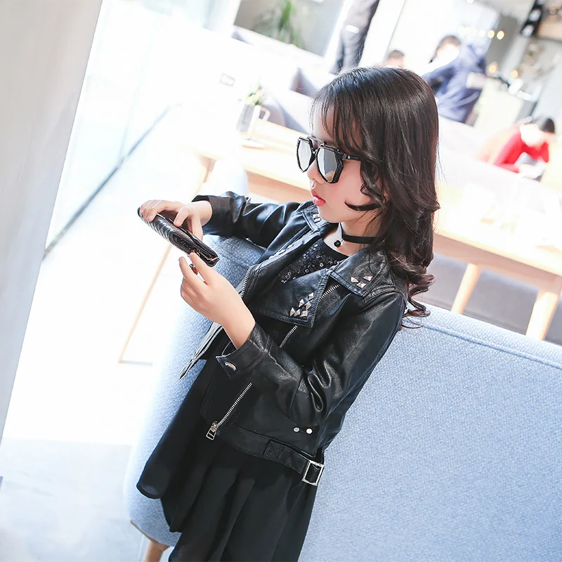 girls spring autumn jacket 2-7 years old fashion PU jacket lapel coat Metal rivets motorcycle leather belt kids jackets
girls spring autumn jacket 2-7 years old fashion PU jacket lapel coat Metal rivets motorcycle leather belt kids jackets