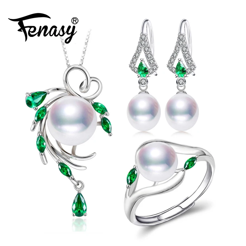 Женский комплект из колье и кольца FENASY, из стерлингового серебра 925 пробы, с изумрудом, с кулоном, висячие серьги из натурального жемчуга
Женский комплект из колье и кольца FENASY, из стерлингового серебра 925 пробы, с изумрудом, с кулоном, висячие серьги из натурального жемчуга