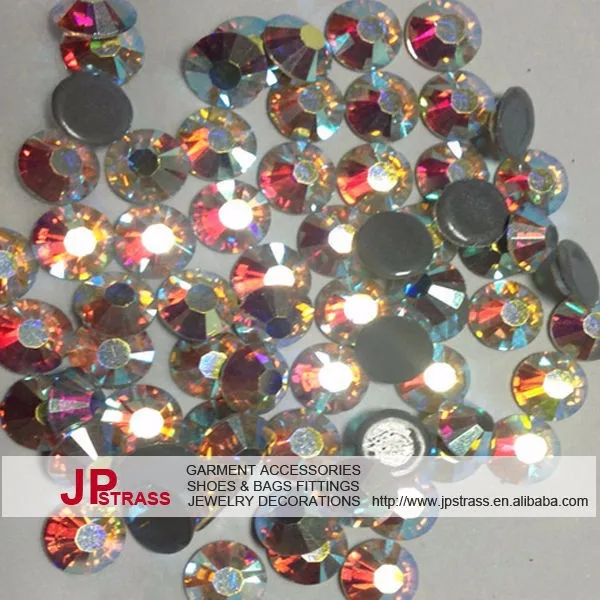 99% Austrian 4mm hot fix strass;rock shape 14 big and small facet Crystal AB garment accessories;ss16 rhinestones desk accessory
99% Austrian 4mm hot fix strass;rock shape 14 big and small facet Crystal AB garment accessories;ss16 rhinestones desk accessory