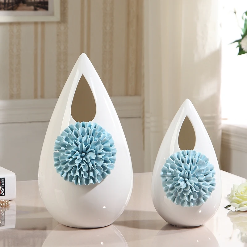Ceramic Vase Elegant Blue FlowerTable Furnishing Article Petal Shaped Vase TV Ark New Home Decoration Wedding Gift
Ceramic Vase Elegant Blue FlowerTable Furnishing Article Petal Shaped Vase TV Ark New Home Decoration Wedding Gift