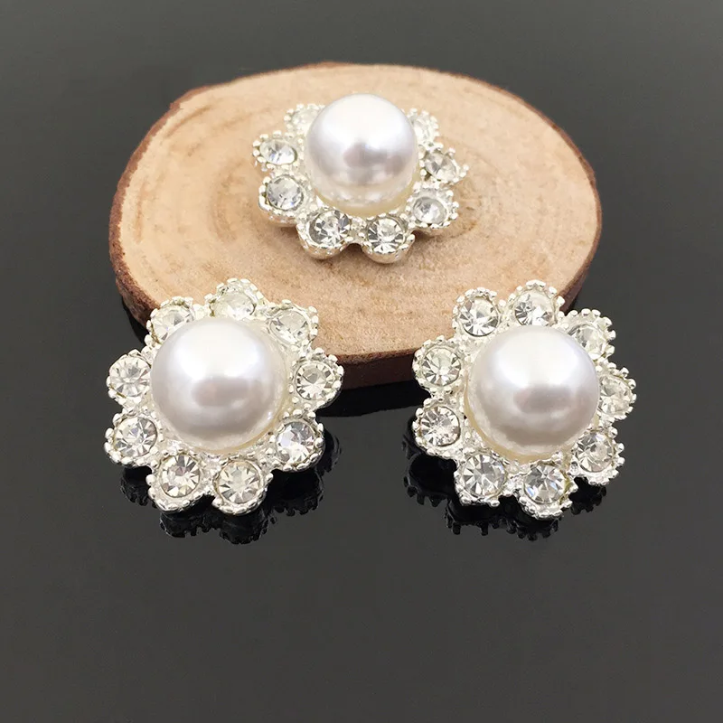 Hot Sale wholesale 20pcs/lot rhinestone Button diamond with pearl Wedding Button crystal DIY hair decoration Accessories YC104
Hot Sale wholesale 20pcs/lot rhinestone Button diamond with pearl Wedding Button crystal DIY hair decoration Accessories YC104