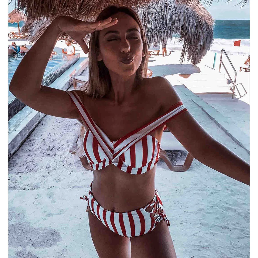 Red Striped Bikini Set Women Heart Neck Push Up High-waisted Two Pieces Swimwear 2018 Beach Bathing Suits Swimsuits Biquinis
Red Striped Bikini Set Women Heart Neck Push Up High-waisted Two Pieces Swimwear 2018 Beach Bathing Suits Swimsuits Biquinis