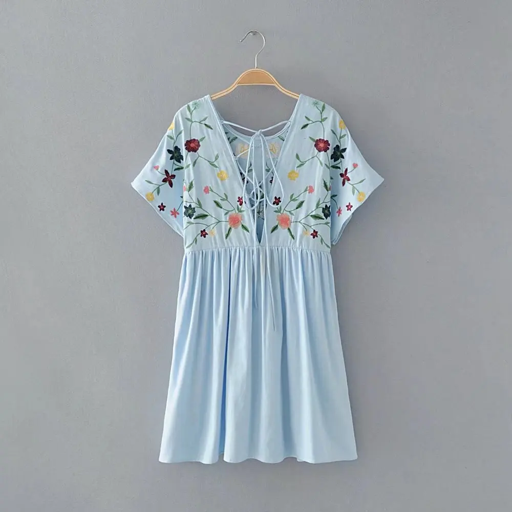 Floral Embroidery Sweet Lace Up Jumpsuits Side Zipper Short Sleeve Pleated Rompers Ladies Casual Playsuits Female Ladies
Floral Embroidery Sweet Lace Up Jumpsuits Side Zipper Short Sleeve Pleated Rompers Ladies Casual Playsuits Female Ladies