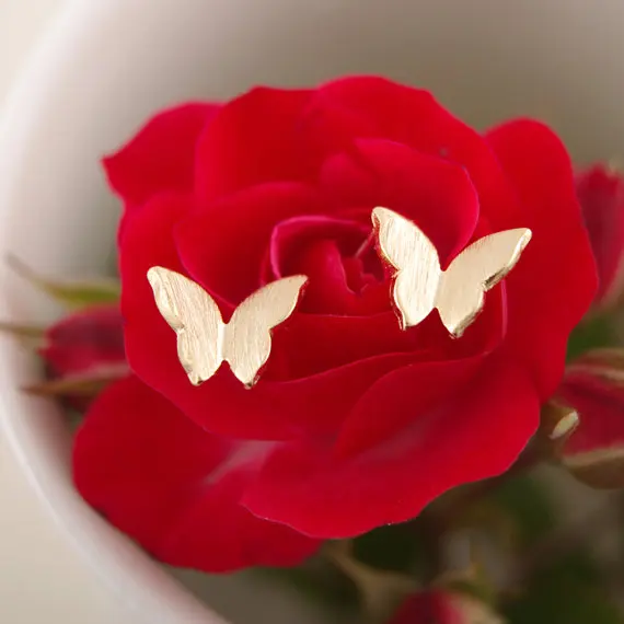 Jisensp New Fashion Jewelry Elegant Cute Earrings Statement Little Butterfly Stud Earrings Women Pretty Bridesmaid pendientes
Jisensp New Fashion Jewelry Elegant Cute Earrings Statement Little Butterfly Stud Earrings Women Pretty Bridesmaid pendientes