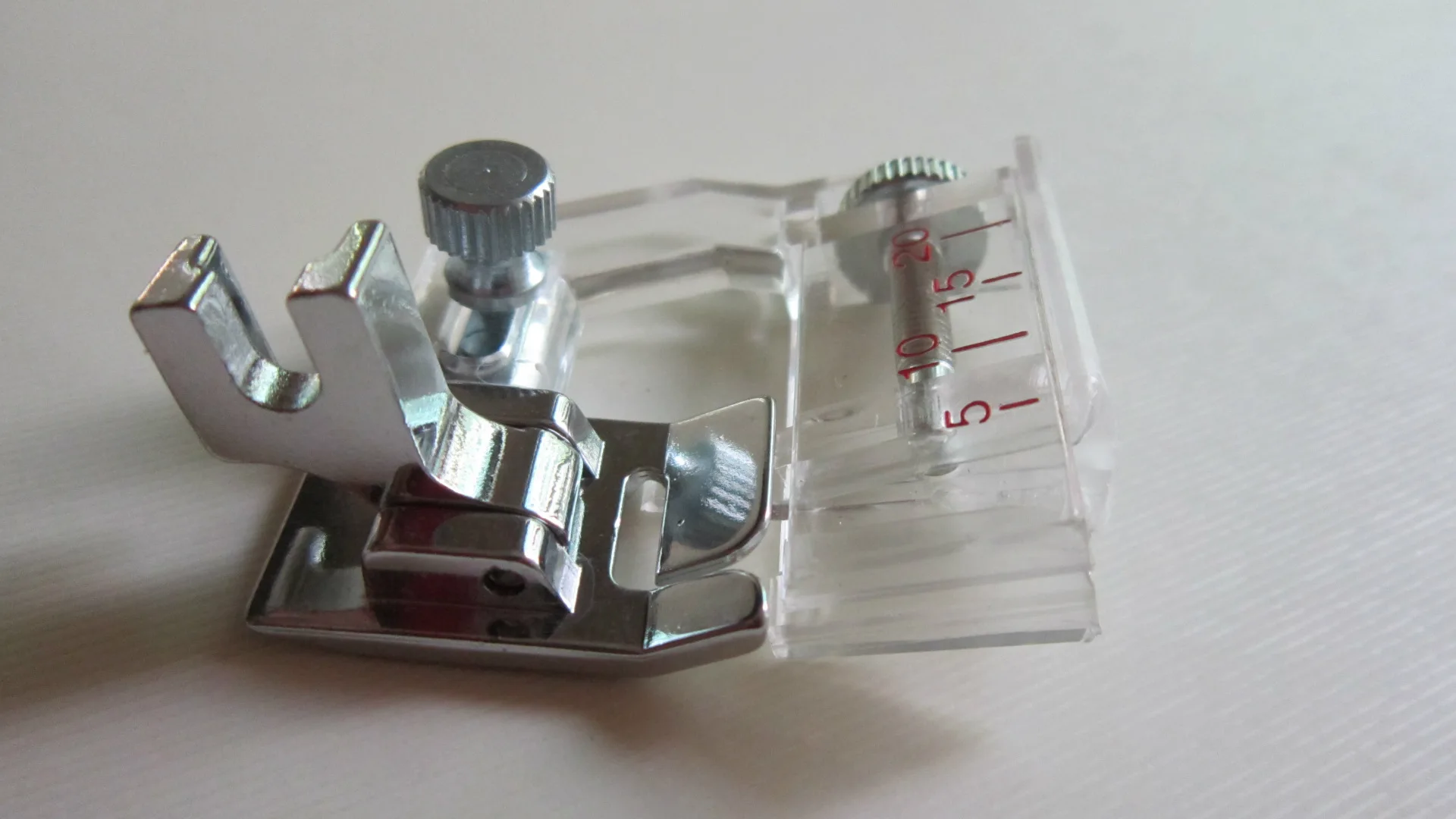 electric sewing machine accessories in Taiwan can be adjusted freely, wrapped in cloth, pressed by feet, low handle.
electric sewing machine accessories in Taiwan can be adjusted freely, wrapped in cloth, pressed by feet, low handle.