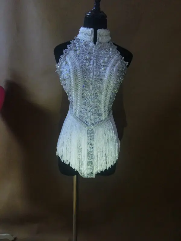 New Summer Silver White Tassel Crystals Bodysuit Outfit Dance Wear Party Costume Stage Clubwear Singer Dance Clothes
New Summer Silver White Tassel Crystals Bodysuit Outfit Dance Wear Party Costume Stage Clubwear Singer Dance Clothes
