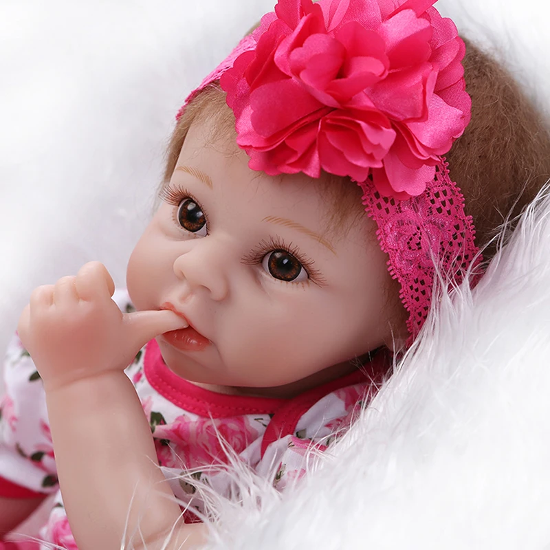 22 Inch 55 Cm Silicone Baby Reborn Dolls Lifelike Doll Newborn Toy Girl Gift for Children Birthday
22 Inch 55 Cm Silicone Baby Reborn Dolls Lifelike Doll Newborn Toy Girl Gift for Children Birthday