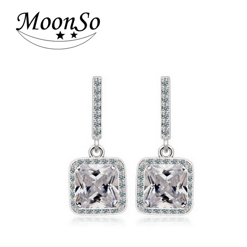 2pcs Pack 925 Sterling Silver Jewelry set halo Engagement ring round stud earring for Wedding christmas gift party J4939
2pcs Pack 925 Sterling Silver Jewelry set halo Engagement ring round stud earring for Wedding christmas gift party J4939