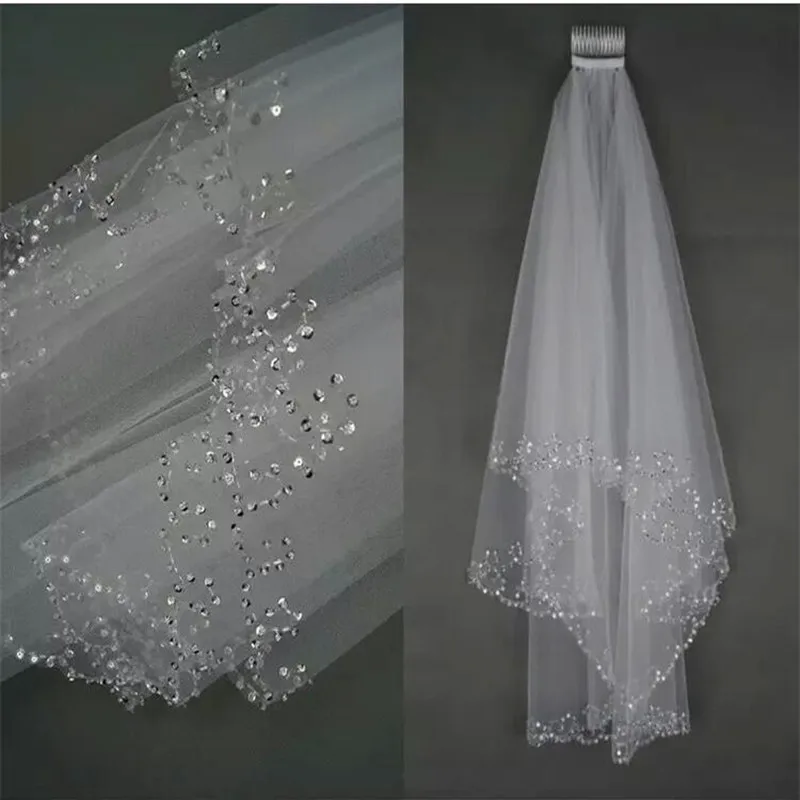 Luxury New White Ivory Short Wedding Veil 60-80 CM Length With Crystal Beaded Edge Tulle Bridal Veils Free Comb Custom Veils
Luxury New White Ivory Short Wedding Veil 60-80 CM Length With Crystal Beaded Edge Tulle Bridal Veils Free Comb Custom Veils