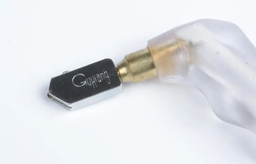 Gripping Glass Knife Thick Glass Roller Automatic Oil Injection Diamond Thick Glass Hand Holder
Gripping Glass Knife Thick Glass Roller Automatic Oil Injection Diamond Thick Glass Hand Holder
