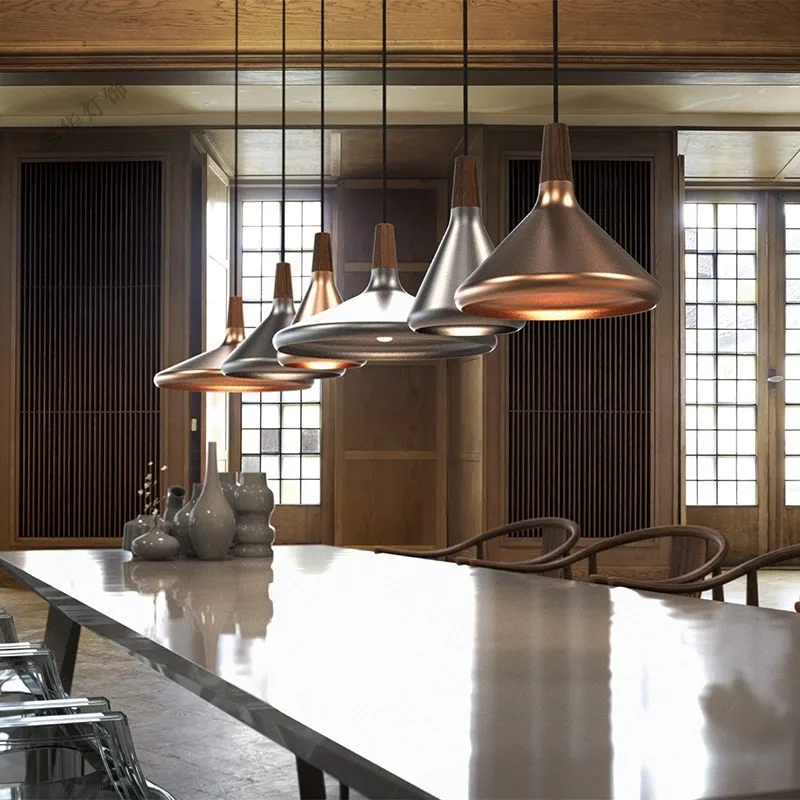 Retro Pendant Lights Modern Led Pendant Lamps Metal Hanglamp Aluminum luminaria for living room kitchen light fixtures
Retro Pendant Lights Modern Led Pendant Lamps Metal Hanglamp Aluminum luminaria for living room kitchen light fixtures