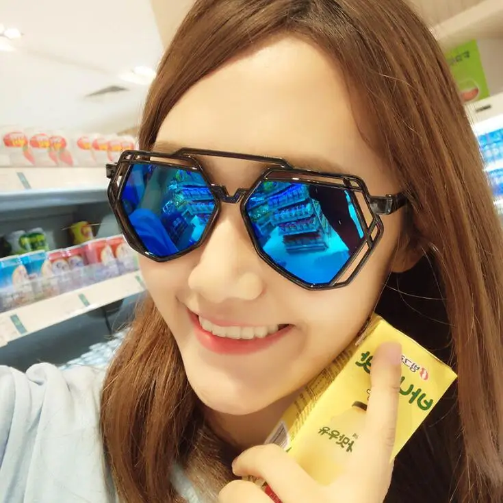 New cheap Fashion Vintage Sunglasses Women Brand Designer Retro mirror Sunglass cat eye Sun Glasses Female UV400 Lens Eyewears
New cheap Fashion Vintage Sunglasses Women Brand Designer Retro mirror Sunglass cat eye Sun Glasses Female UV400 Lens Eyewears