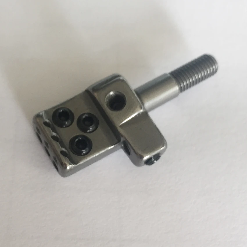 FREE SHIPPING sewing machine parts Needle clamp 3563209107 for Yamato VF2500 VC2700
FREE SHIPPING sewing machine parts Needle clamp 3563209107 for Yamato VF2500 VC2700