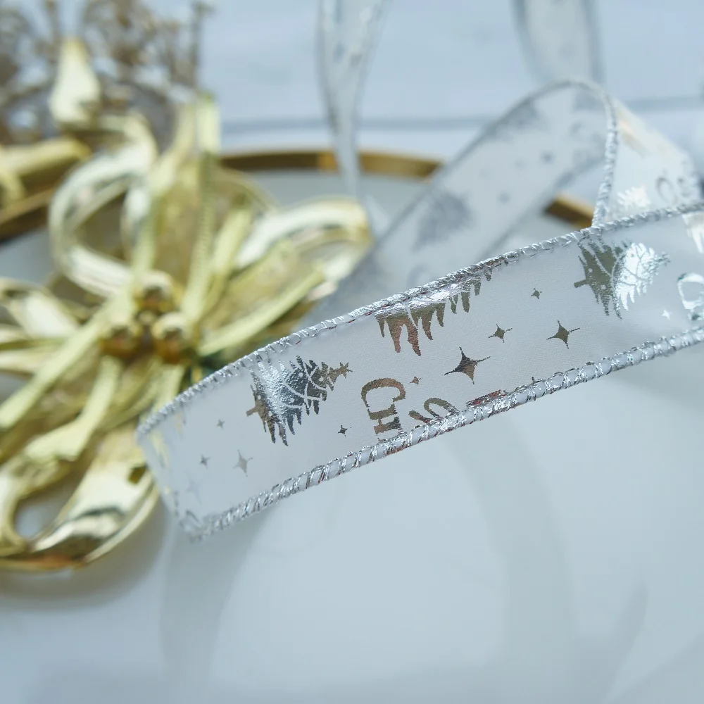silver Christmas Holiday 2.5 Cm Wide 5M Long Wired Ribbon for Gift Decoration DIY Gift Christmas Packaging Use
silver Christmas Holiday 2.5 Cm Wide 5M Long Wired Ribbon for Gift Decoration DIY Gift Christmas Packaging Use