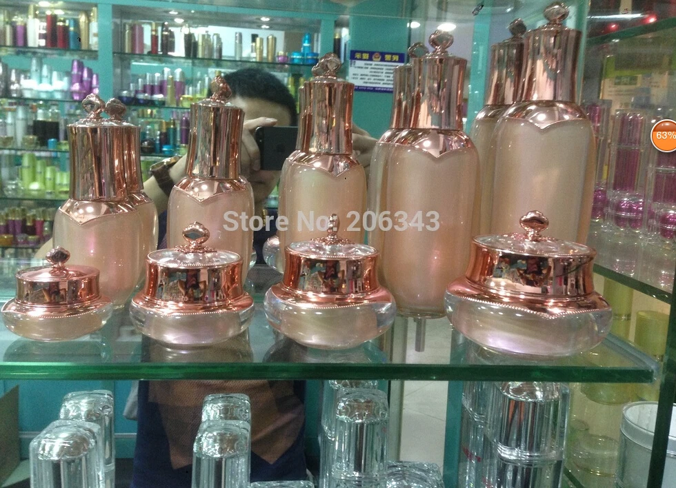 15ML pink CROWN shape press pump bottle,cosmetic container,,lotion bottle ,Cosmetic bottle ,Cosmetic Packaging
15ML pink CROWN shape press pump bottle,cosmetic container,,lotion bottle ,Cosmetic bottle ,Cosmetic Packaging