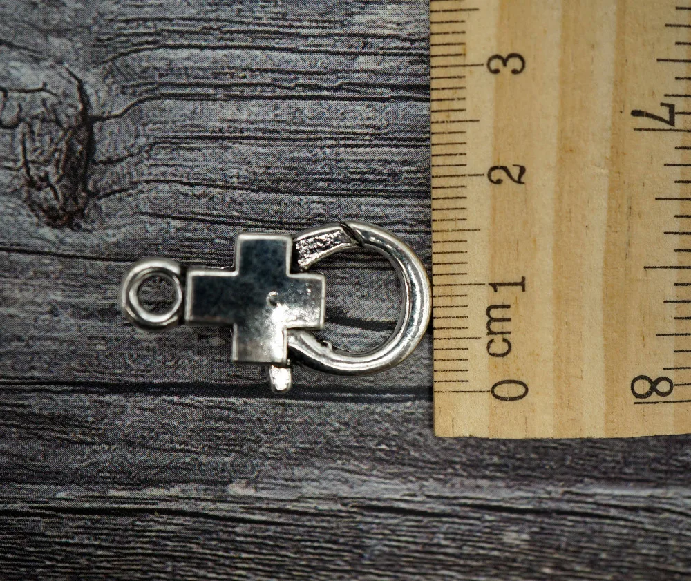 2PCS/lot28x17mm Lobster buckle charms for making necklace Jewelry for women 2019 bracelet , keychain Christmas craft supply
2PCS/lot28x17mm Lobster buckle charms for making necklace Jewelry for women 2019 bracelet , keychain Christmas craft supply