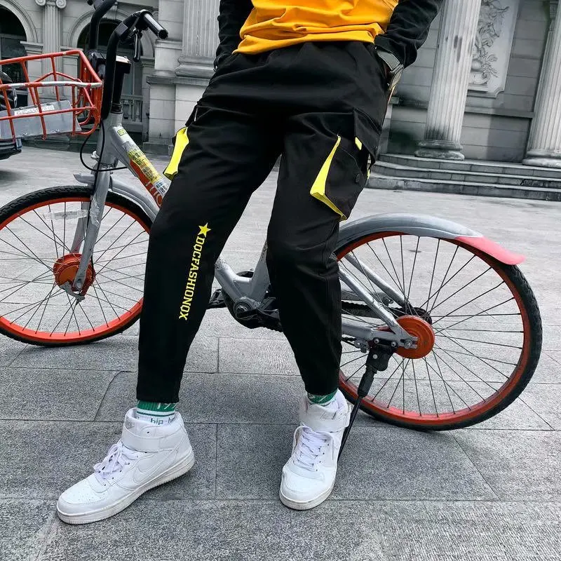 Men's Cool Pants Pocket Loose Men Cool HipHop Multi Pocket New Fashion Joggers Pants Trousers Men Streetwear
Men's Cool Pants Pocket Loose Men Cool HipHop Multi Pocket New Fashion Joggers Pants Trousers Men Streetwear