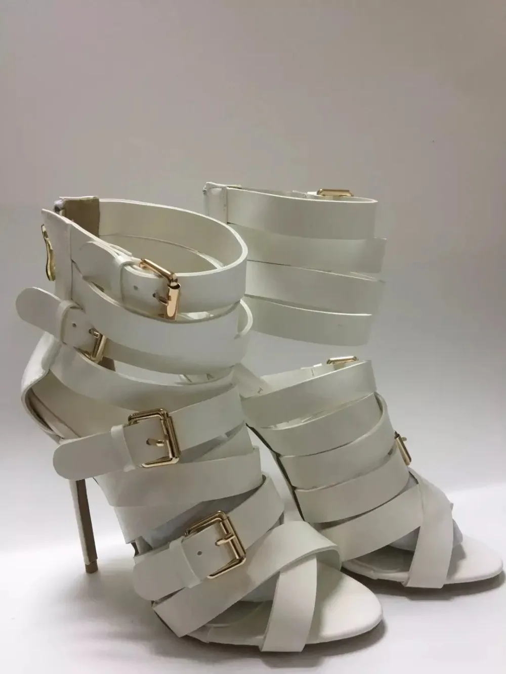 Женские босоножки-гладиаторы на высоком каблуке, босоножки с золотистой пряжкой, обувь для вечеринки, цвет белый, лето 2022