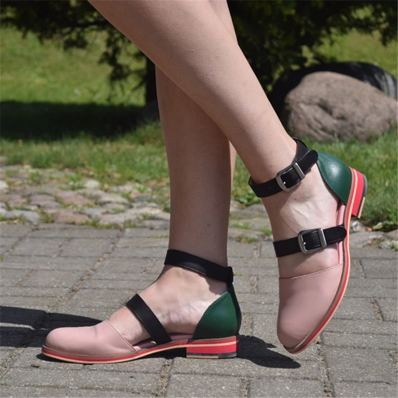Women sandals oxford shoes Yinzo vintage genuine leather blue flat gladiator oxfords summer sandals for women shoes 2020 summer
Women sandals oxford shoes Yinzo vintage genuine leather blue flat gladiator oxfords summer sandals for women shoes 2020 summer