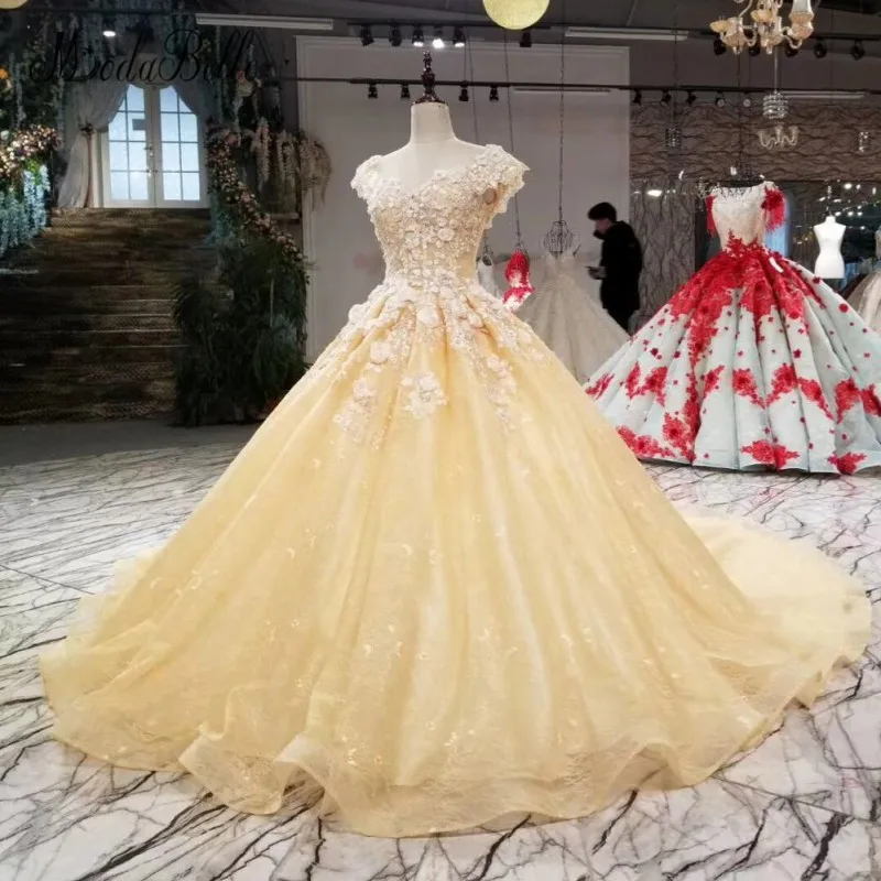 modabelle Lace Prom Dresses Luxury 2018 Appliques 3D Flowers Beaded Floral Light Yellow Ball Gown Women Formal Dress Evening
modabelle Lace Prom Dresses Luxury 2018 Appliques 3D Flowers Beaded Floral Light Yellow Ball Gown Women Formal Dress Evening