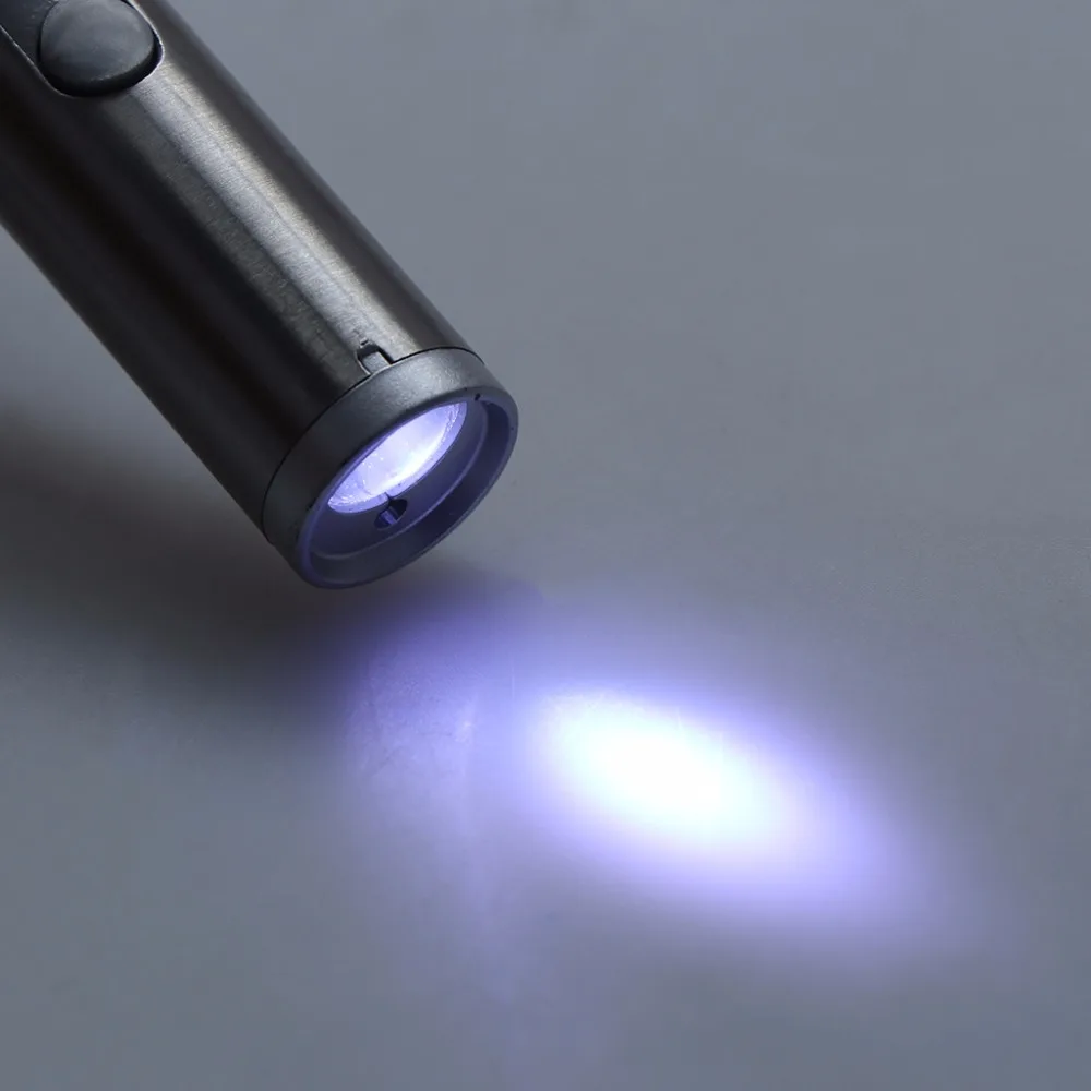 1Pc Cat Teaser Toy Interactive Laser Pointer LED Light Pen Toy Fun Pets Animation Shadow Laser Toys Cat Supplies C42
1Pc Cat Teaser Toy Interactive Laser Pointer LED Light Pen Toy Fun Pets Animation Shadow Laser Toys Cat Supplies C42