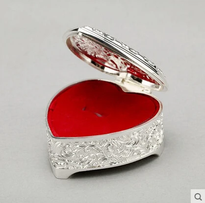 fashion heart shap silver plated wedding ring boxe jewelry boxes gift box nail polish storage box ring holder Z011
fashion heart shap silver plated wedding ring boxe jewelry boxes gift box nail polish storage box ring holder Z011
