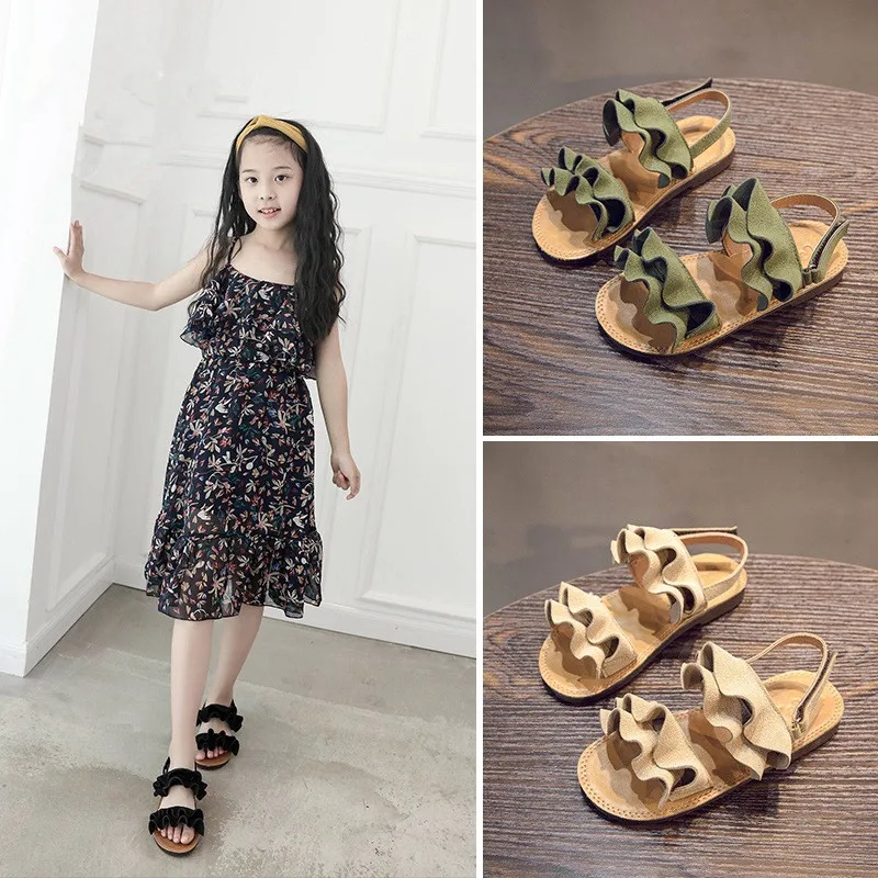 New fashion Girls summer soft sandals Students big wave design shoes Children Kids girl flat sandals SH19017
New fashion Girls summer soft sandals Students big wave design shoes Children Kids girl flat sandals SH19017