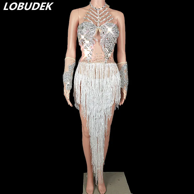 Sparkly Silver Rhinestones Tassels Bodysuit Bar Nightclub Female Singer DJ Dance Team Sexy Costume Dancer Performance Stage Wear
Sparkly Silver Rhinestones Tassels Bodysuit Bar Nightclub Female Singer DJ Dance Team Sexy Costume Dancer Performance Stage Wear