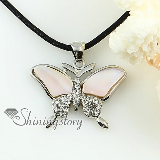 butterfly pink mother of pearl oyster shell shining rhinestone necklaces pendants 2013 handmade fashion jewelry
butterfly pink mother of pearl oyster shell shining rhinestone necklaces pendants 2013 handmade fashion jewelry